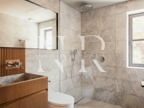 Beach side Villa in San Pedro de Alcántara for Sale