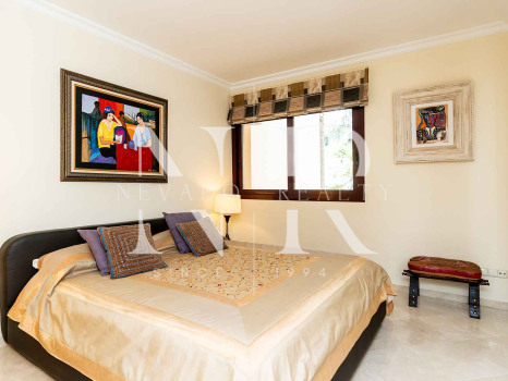 Apartment with sea views in Costalita del Mar, Estepona, for sale
