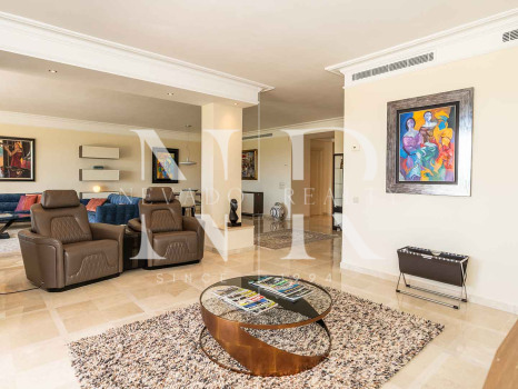Apartment with sea views in Costalita del Mar, Estepona, for sale