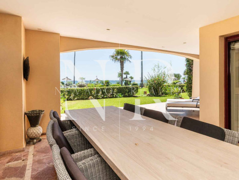 Apartment with sea views in Costalita del Mar, Estepona, for sale