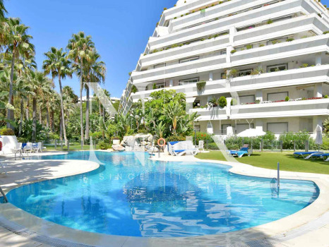 Apartamento en Gran Marbella completamente reformado en alquiler de corta temporada.