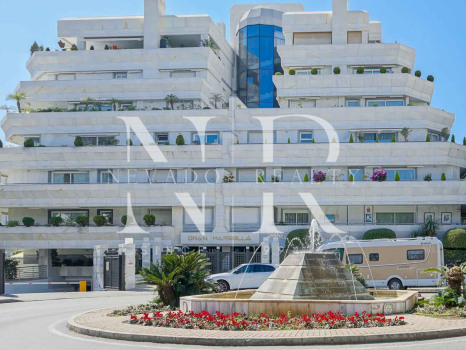 Apartamento en Gran Marbella completamente reformado en alquiler de corta temporada.