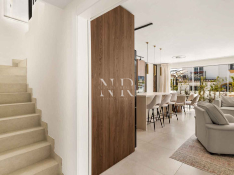 Adosada en El Campanario, Estepona en venta