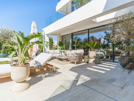 Villa for Sale in Marbesa, Marbella