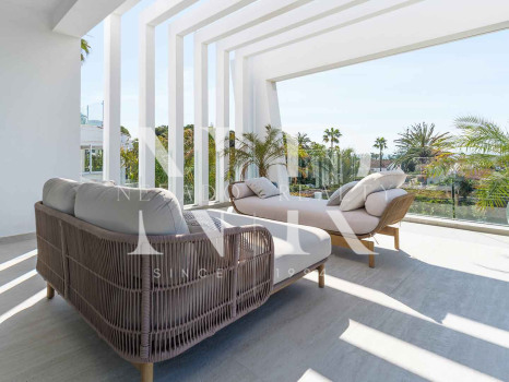 Villa en venta en Marbesa, Marbella
