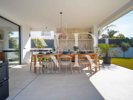Villa en venta en Marbesa, Marbella