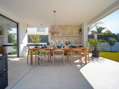 Villa for Sale in Marbesa, Marbella