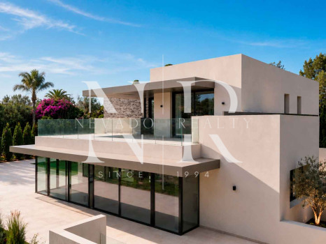 Villa neuve, côté plage à Cortijo Blanco, San Pedro, à vendre