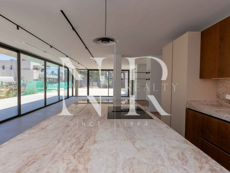 Villa neuve, côté plage à Cortijo Blanco, San Pedro, à vendre