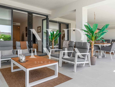Apartment in Mirador del Golf, Estepona, for sale