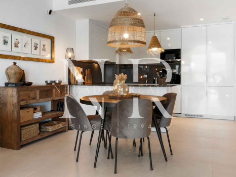 Apartment in Mirador del Golf, Estepona, for sale