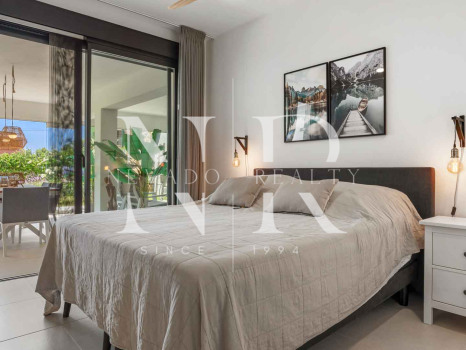 Apartment in Mirador del Golf, Estepona, for sale