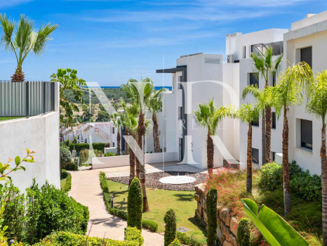 Apartment in Mirador del Golf, Estepona, for sale