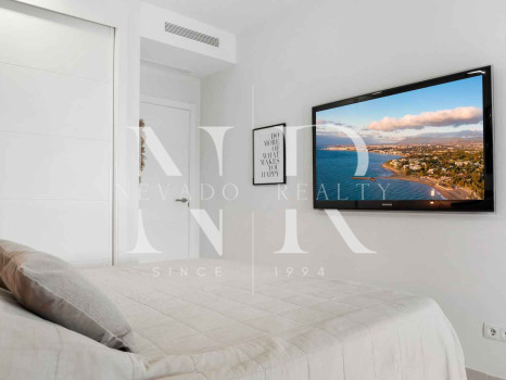 Apartment in Mirador del Golf, Estepona, for sale
