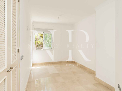 Beachfront apartment with sea views in Jardin Mediterraneo