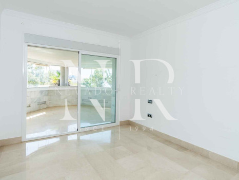 Beachfront apartment with sea views in Jardin Mediterraneo