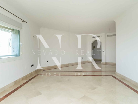 Beachfront apartment with sea views in Jardin Mediterraneo