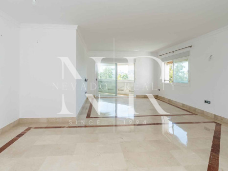 Beachfront apartment with sea views in Jardin Mediterraneo