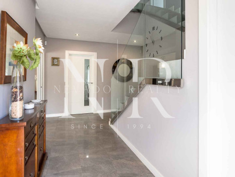 Villa for sale in Huerta Belón, Marbella