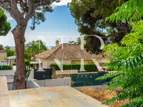 Villa for sale in Huerta Belón, Marbella