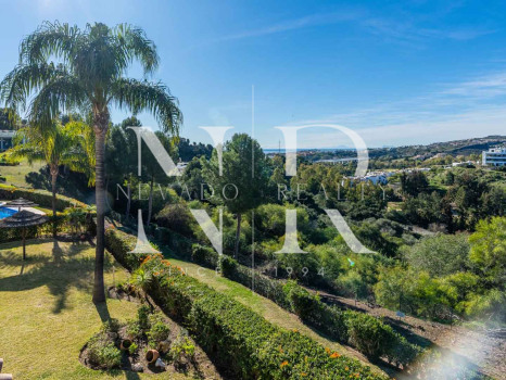 Apartamento en venta en Ocean Pines, Benahavís con vistas al mar