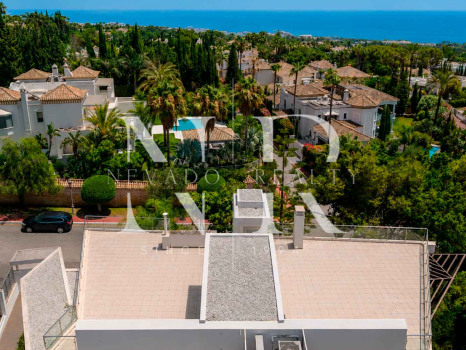 Villa pareada en venta en Meisho Hills, Marbella