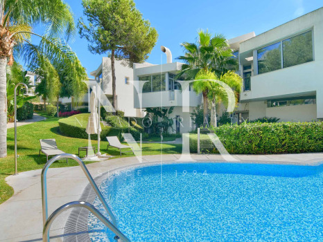 Villa pareada en venta en Meisho Hills, Marbella