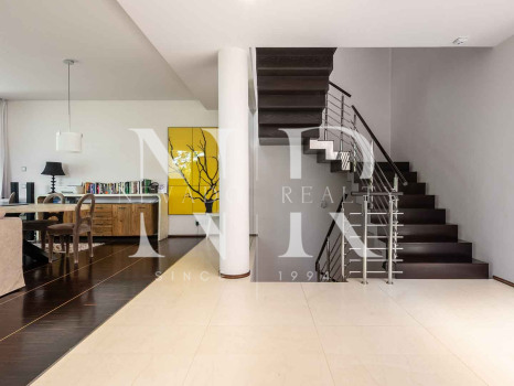 Villa pareada en venta en Meisho Hills, Marbella
