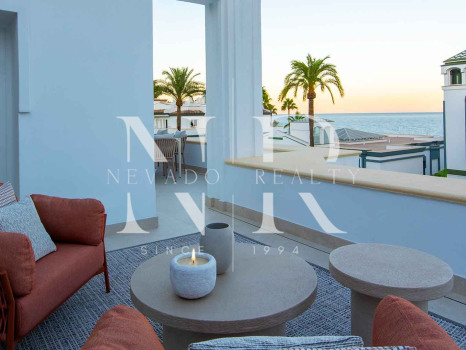 Penthouse à vendre à Dominion Beach, Estepona, en première ligne de plage