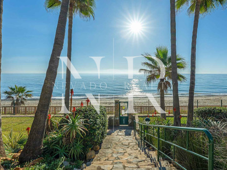Penthouse à vendre à Dominion Beach, Estepona, en première ligne de plage