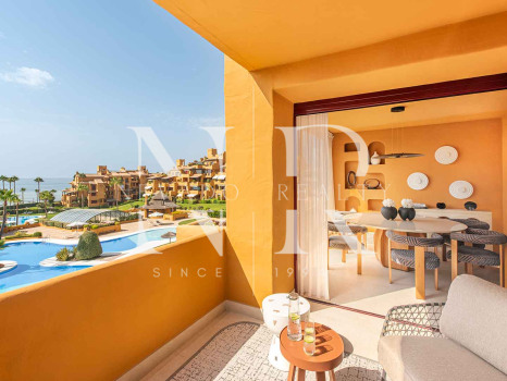 Apartment for sale in Los Granados del Mar, Estepona, on the beachfront