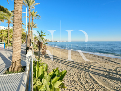 Apartment available for long-term rental in Marbella center with sea views
