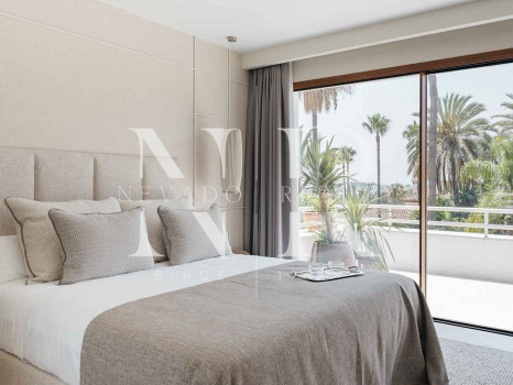 Apartamento en venta en Los Alcores del Golf, Nueva Andalucía