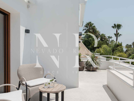 Apartamento en venta en Los Alcores del Golf, Nueva Andalucía