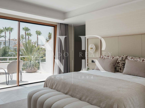 Apartamento en venta en Los Alcores del Golf, Nueva Andalucía