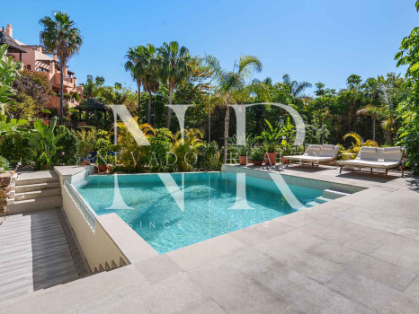Villa à vendre à El Campanario, Estepona Est
