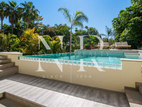 Villa à vendre à El Campanario, Estepona Est