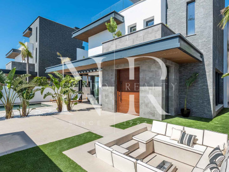 New-build villa for sale in La Cala de Mijas