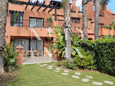 Maison mitoyenne à vendre à Altos de Puente Romano, Marbella