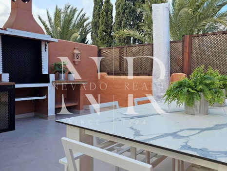 Maison mitoyenne à vendre à Altos de Puente Romano, Marbella