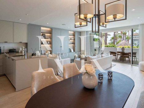 Apartment for sale in Marina Puente Romano, beachfront