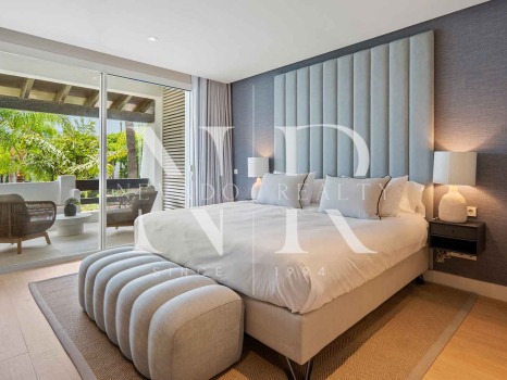 Apartment for sale in Marina Puente Romano, beachfront