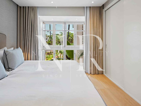 Apartment for sale in Marina Puente Romano, beachfront