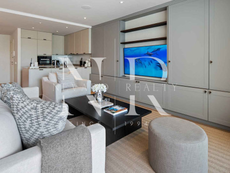 Apartment for sale in Marina Puente Romano, beachfront