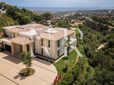 Villa for sale in Marbella Club Golf Resort with sea views