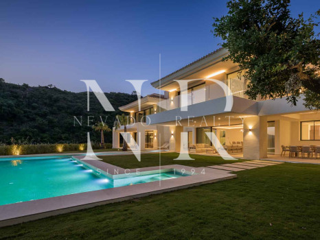 Villa for sale in Marbella Club Golf Resort with sea views