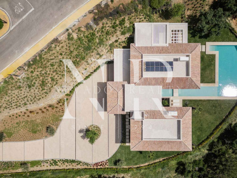 Villa for sale in Marbella Club Golf Resort with sea views