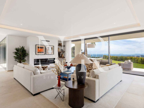 Villa for sale in Marbella Club Golf Resort with sea views