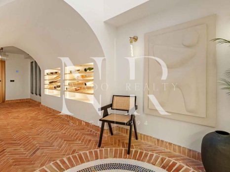 Villa for sale in Nueva Andalucía with sea views