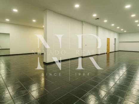 Villa for sale in Nueva Andalucía with sea views